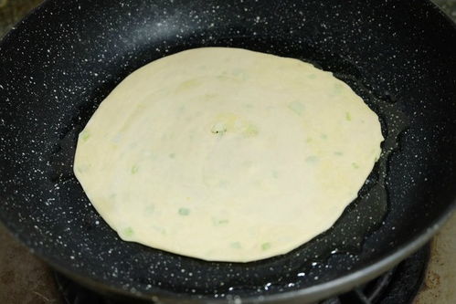 没时间做早餐 这个简单快手的香酥鸡蛋饼了解一下